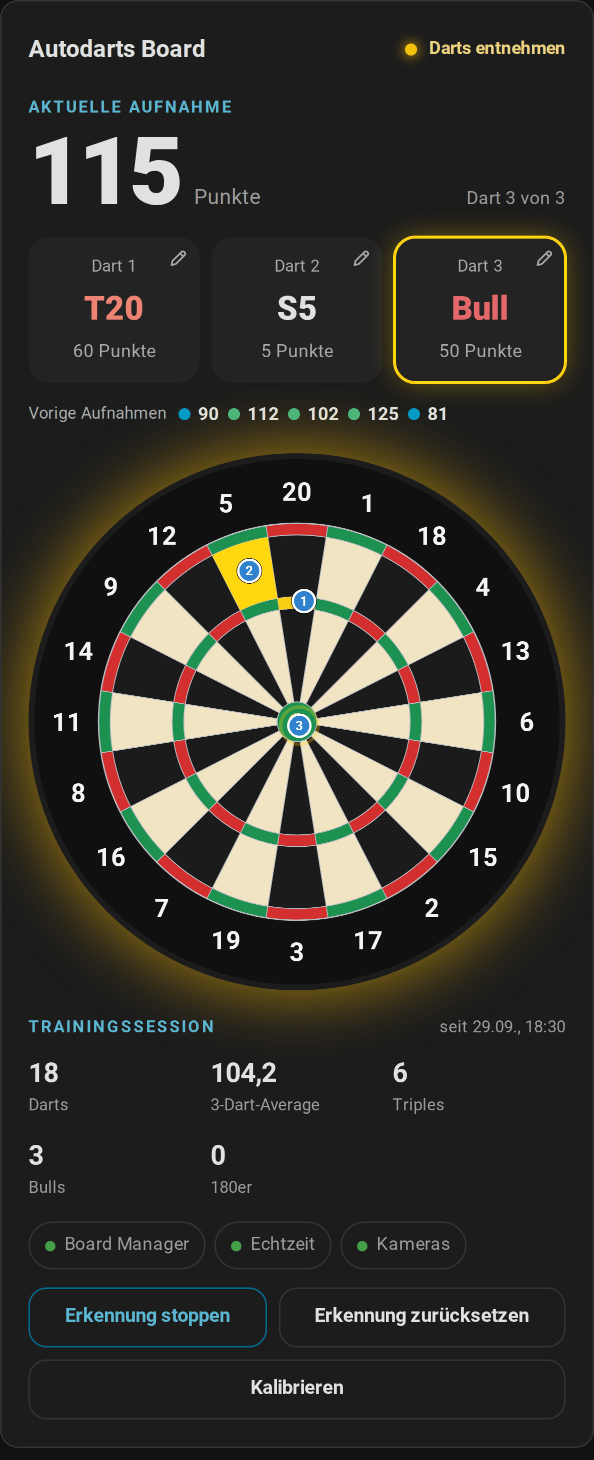 Die Live-Karte auf dem Handy: die Aufnahme aus T20, S5 und Bull mit 115 Punkten, die letzten Aufnahmen, die Scheibe mit den drei Darts, die Trainingsstatistik und die Steuerung