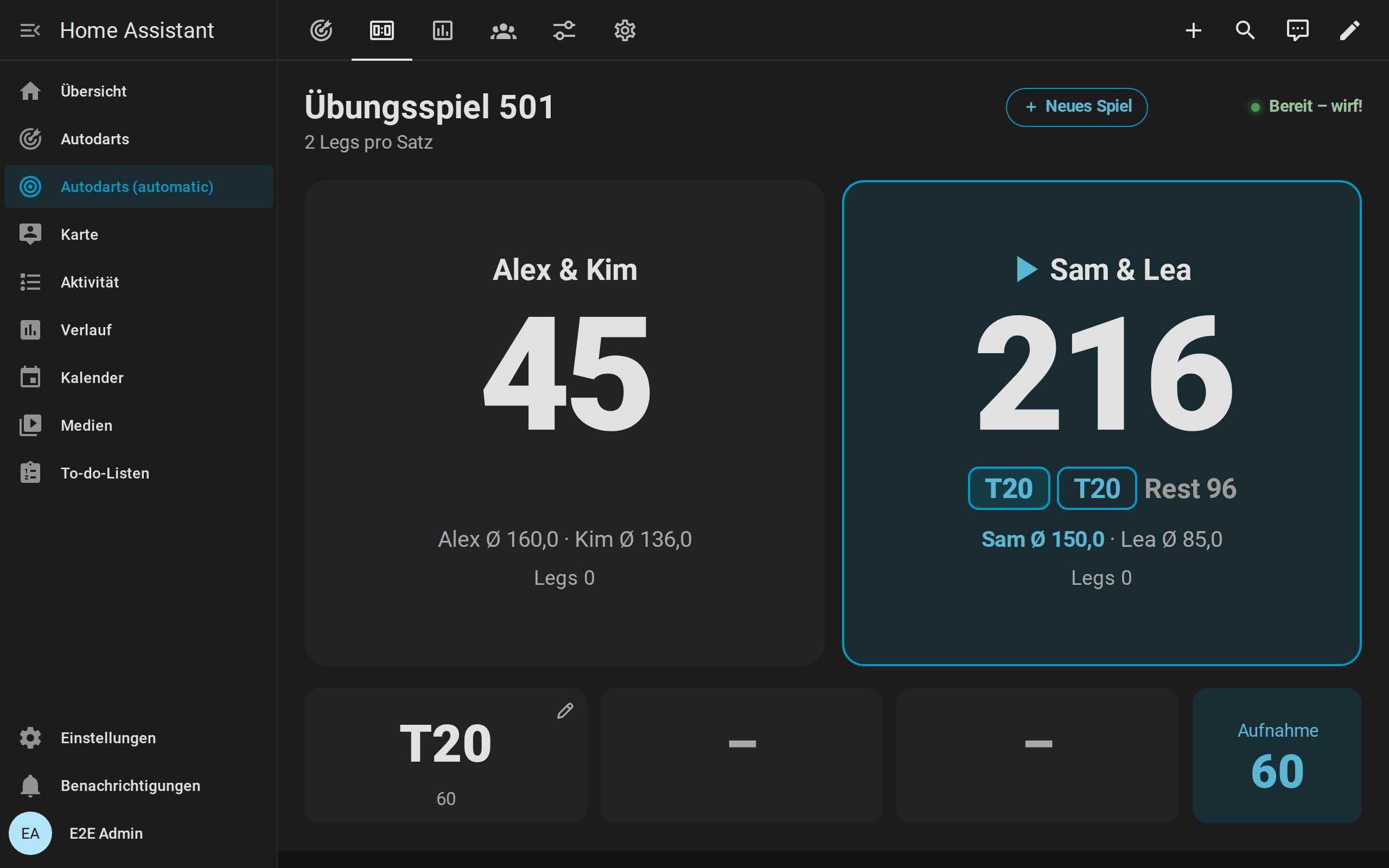 Anzeigetafel eines 501-Team-Matches: Alex und Kim mit Rest 45 gegen Sam und Lea mit Rest 216, Sam am Board fett mit seinem Average