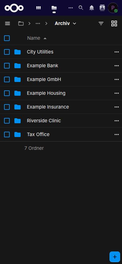 Nextcloud Dateien im Browser eines Handys, im Ordner Archiv mit einem Ordner für jeden seiner sieben Korrespondenten, von City Utilities und Example Bank bis Riverside Clinic und Tax Office